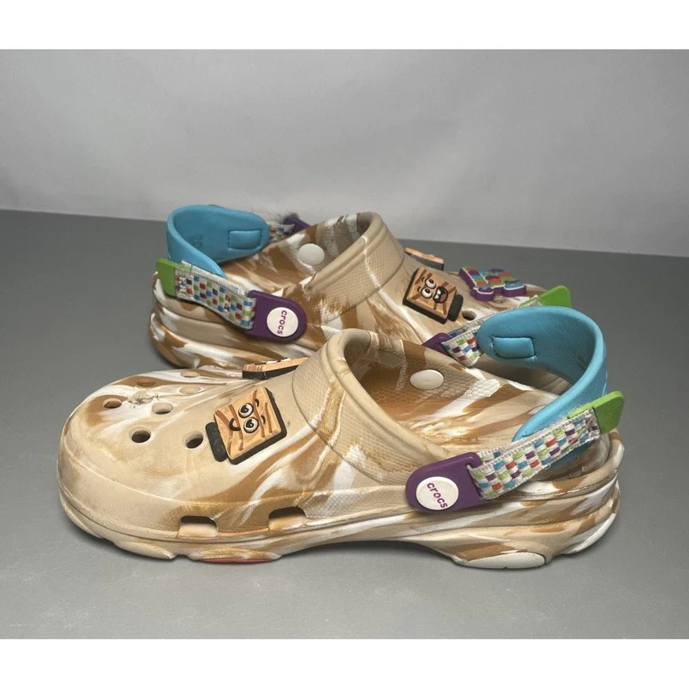 Crocs Cinnamon Toast Crunch Candy Kids Shoes Size J3
